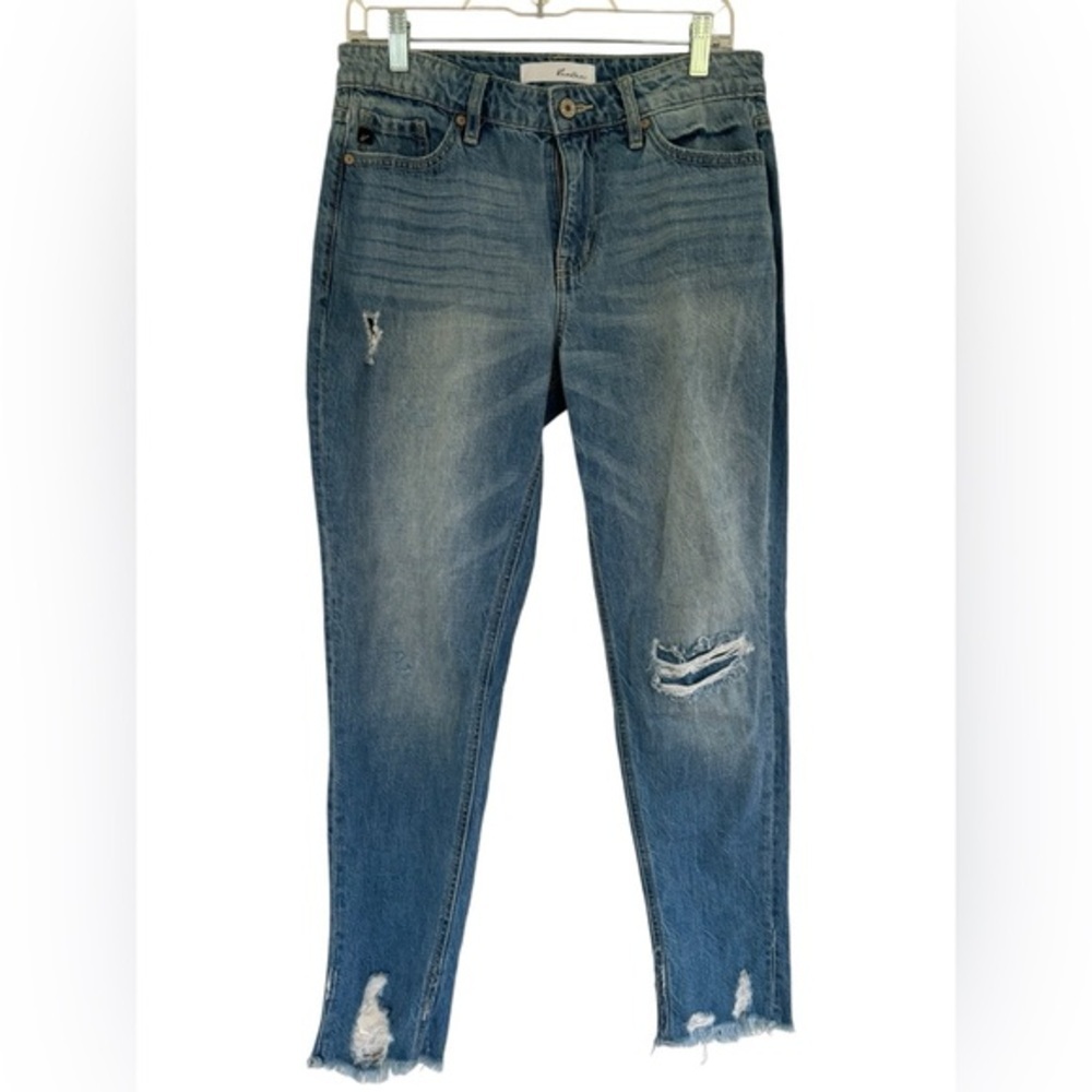 KanCan Junior's Lightwash Distressed Raw‎ Hem Denim Jeans Size 7